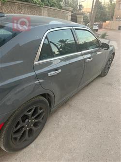 كرايسلر 300